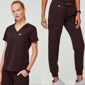 FIGS SCRUB SET ESPRESSO ZAMORA JOGGER CATARINA SCRUB TOP